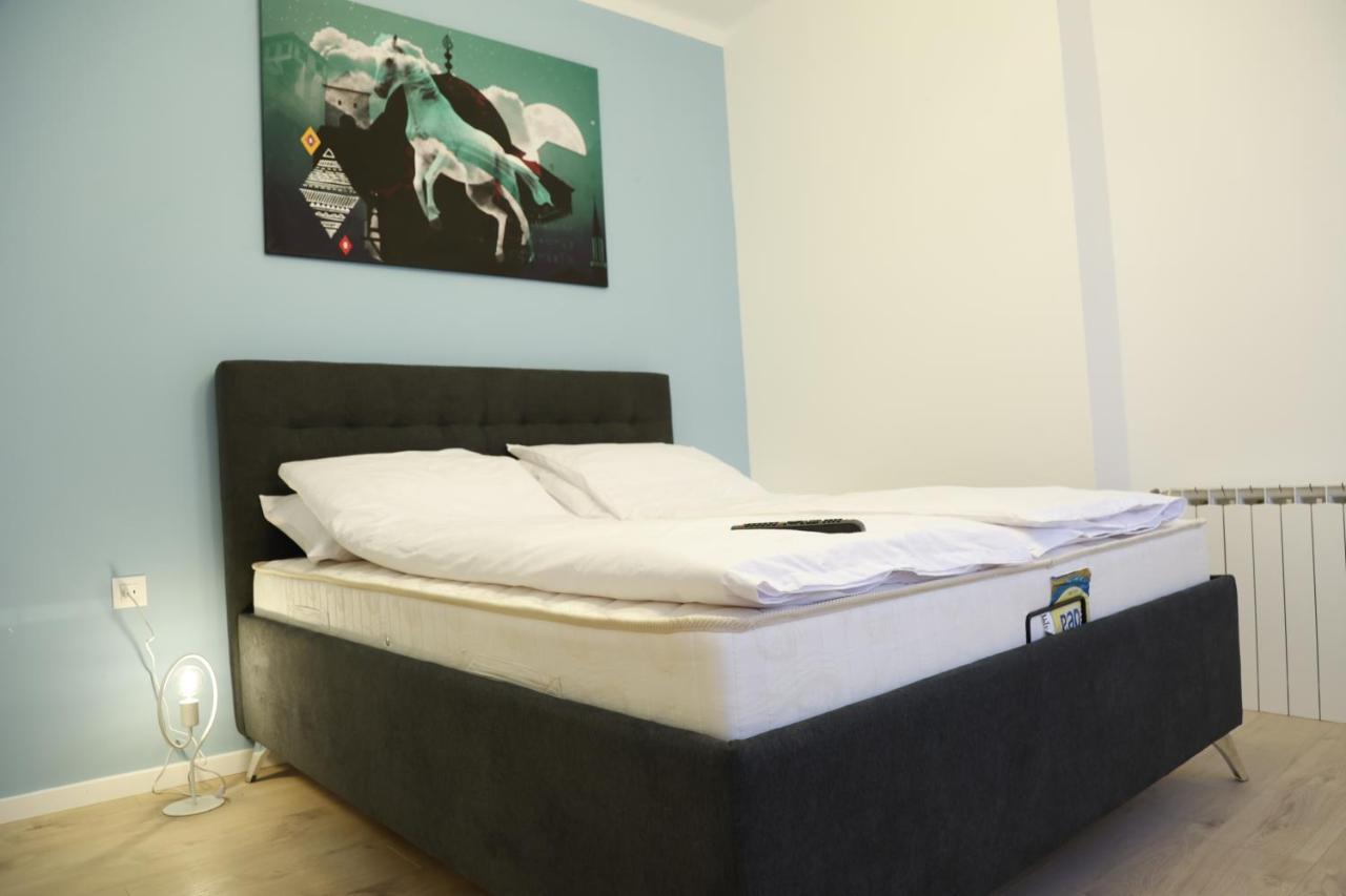 Blue And Rose Cozy - Quiet In The Best Location - Self Check-In - 5Th Floor With Elevator Sarajevo Luaran gambar